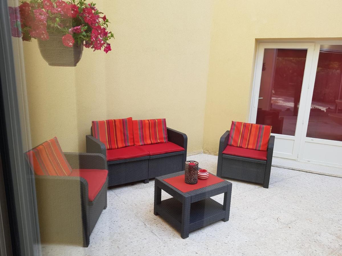 Appartement Le Patio à Sarrians Extérieur photo