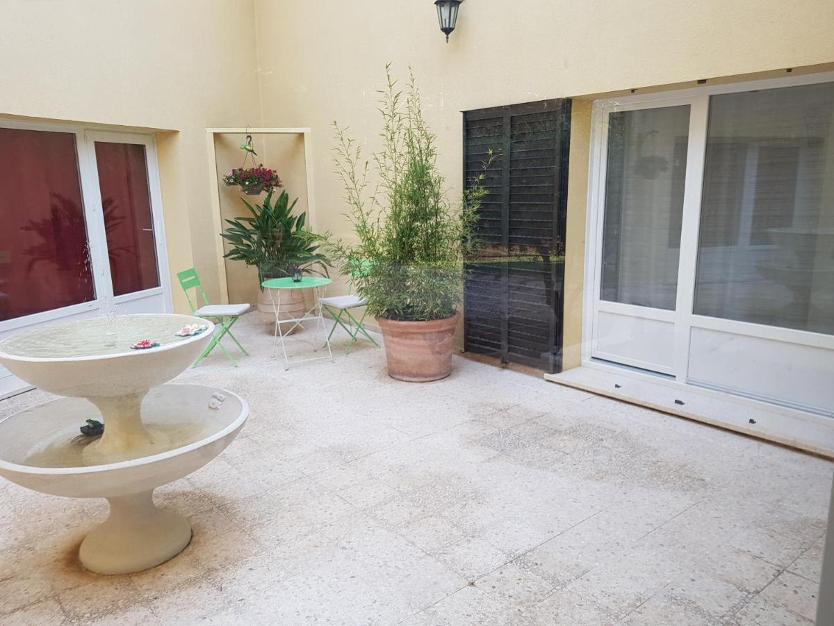 Appartement Le Patio à Sarrians Extérieur photo